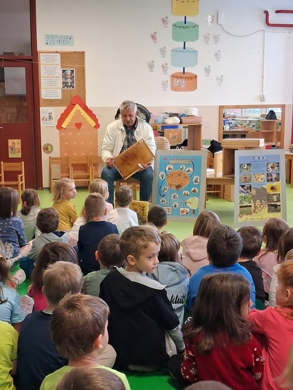 0b3feaf0-6c63-4669-8ff8-634d37e6a372_20251118_092154_576x768